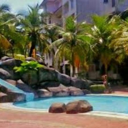 Hagia Medina Muslims Guesthouse Port Dickson Exterior foto