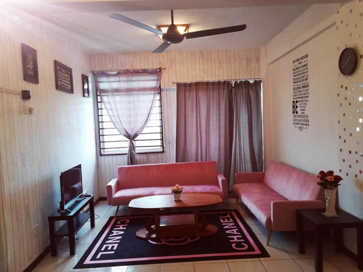 Hagia Medina Muslims Guesthouse Port Dickson Exterior foto